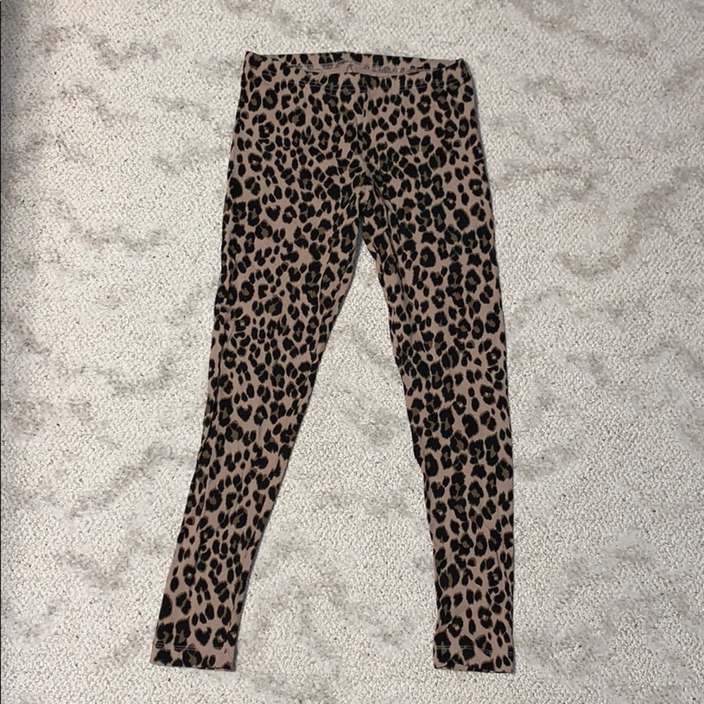 Leopard print leggings